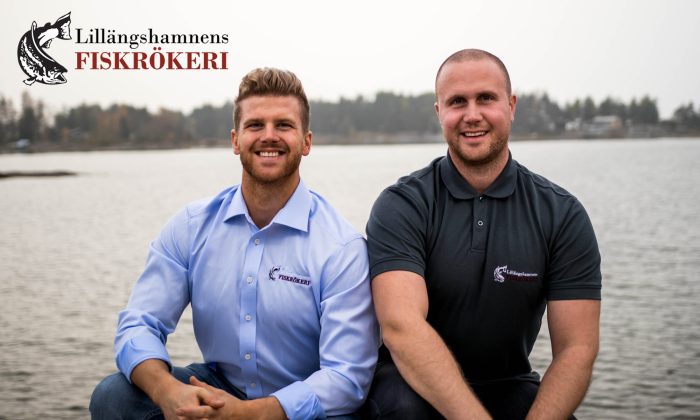 Värmländska grabbar med passion för fiske - bröderna Adam och Andreas Fransson som driver Lillängshamnens Fiskrökeri.