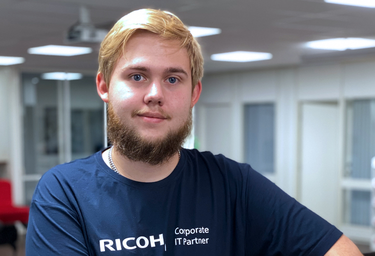 Gustav Hagelin - Jobbar med IT-support hos Ricoh IT Partner Kontorseliten